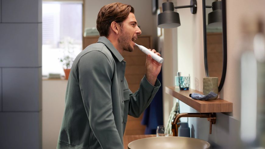 Электрическая зубная щетка Philips Sonicare 7100 Series HX7420/01 591464ua фото