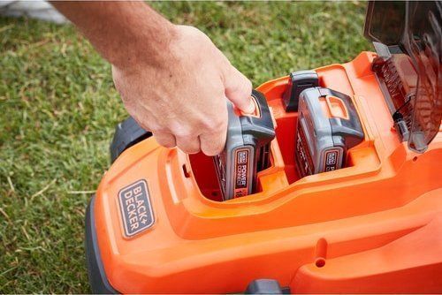 Газонокосилка аккумуляторная Black+Decker BCMW3318N 561104 фото