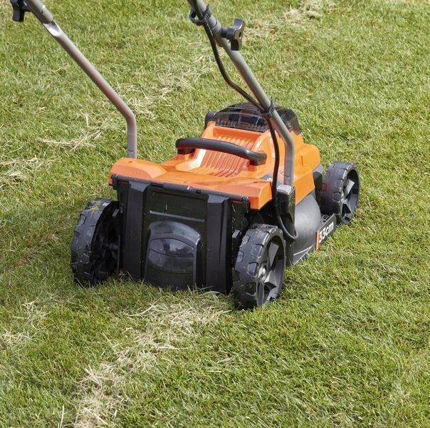 Газонокосилка аккумуляторная Black+Decker BCMW3318N 561104 фото