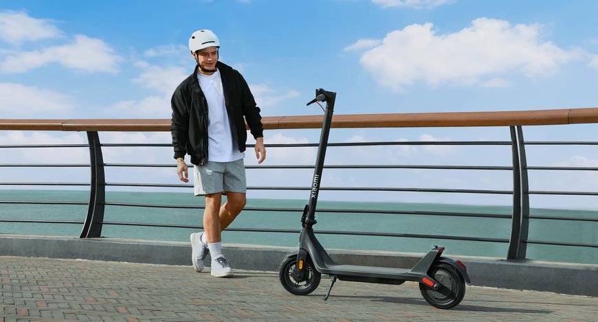 Електросамокат Xiaomi Mi Electric Scooter 4 Lite Gen2 Black (BHR8052GL) 643728 фото