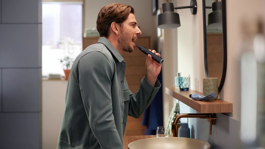 Электрическая зубная щетка Philips Sonicare 7100 Series HX7421/01 591465ua фото