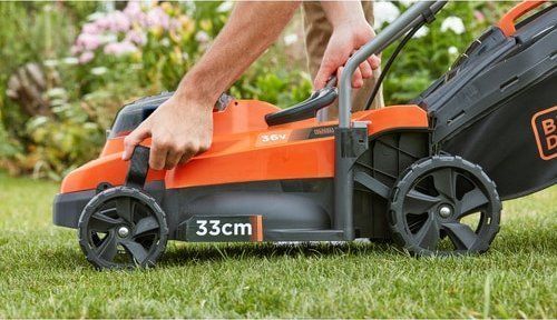 Газонокосарка акумуляторна Black+Decker BCMW3336N 561105 фото