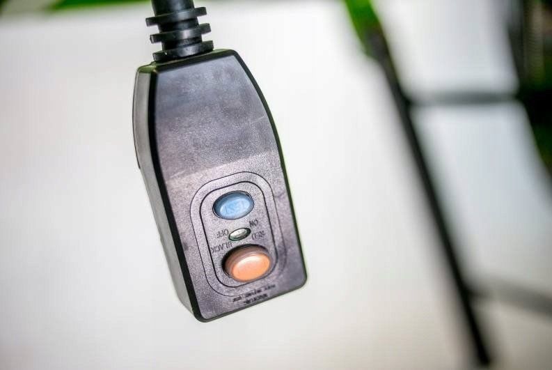 Стационарный электрический плиткорез Zipper ZI-STM350 563696 фото