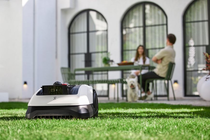 Газонокосарка-робот Ecovacs Goat 0500 591027 фото