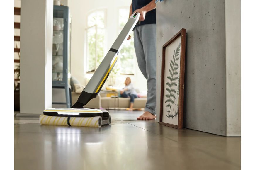 Моющий пылесос Karcher FC 7 Plus (1.055-710.0) 568707 фото