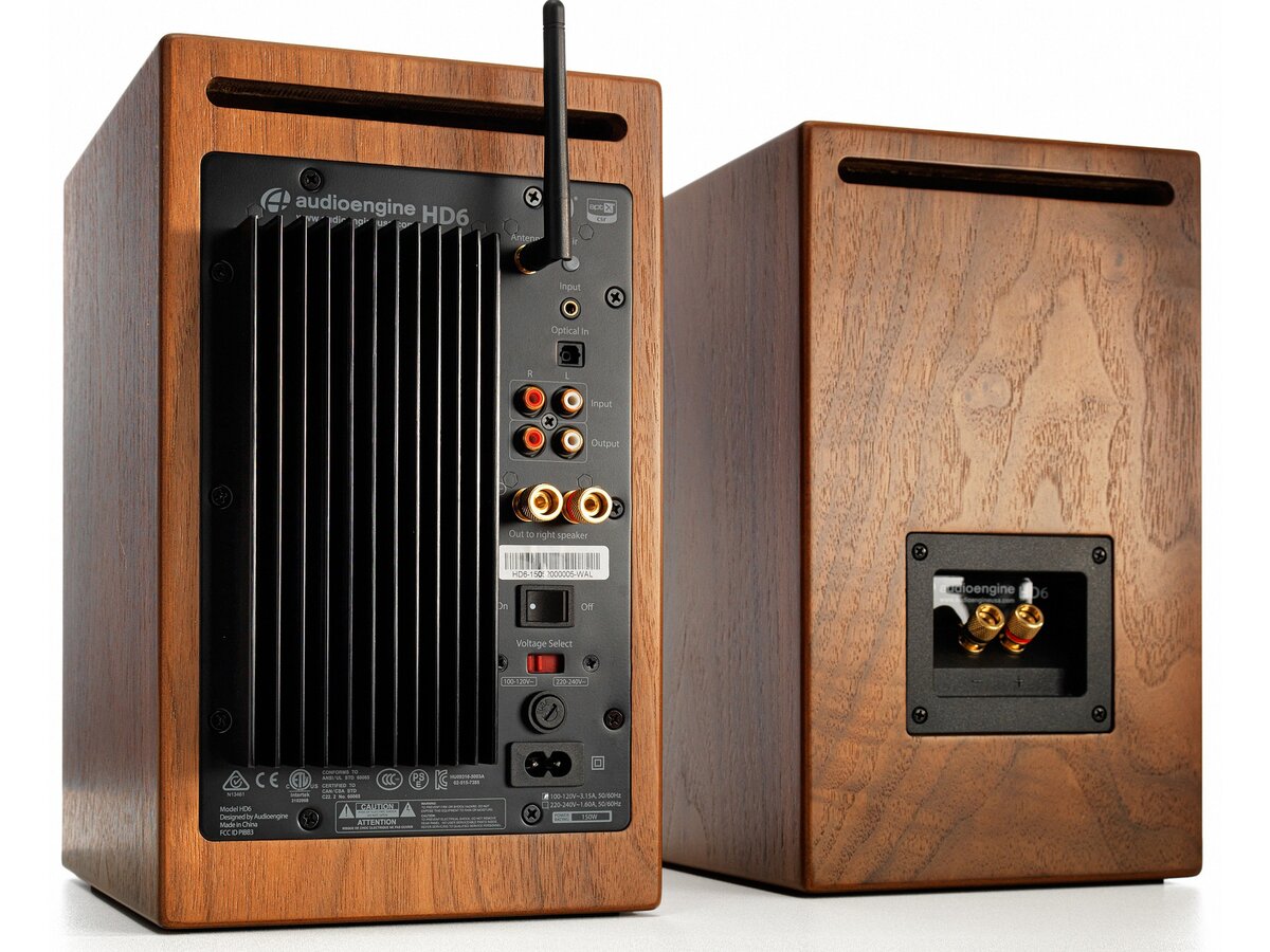 фото Моноблочная акустическая система AudioEngine HD6 Walnut