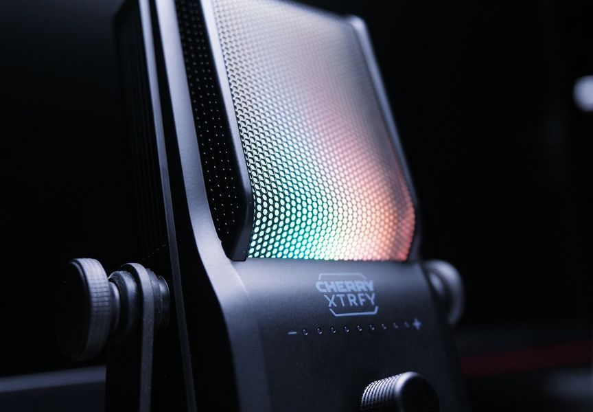 Микрофон для ПК/ для стриминга, подкастов Xtrfy Ngale R (CX-NGALE-R-RGB-BLACK) 633713ua фото
