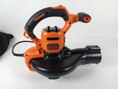 Садовий пилосос-повітродувка Black+Decker Leaf Blower (BEBLV300-QS) 488775 фото