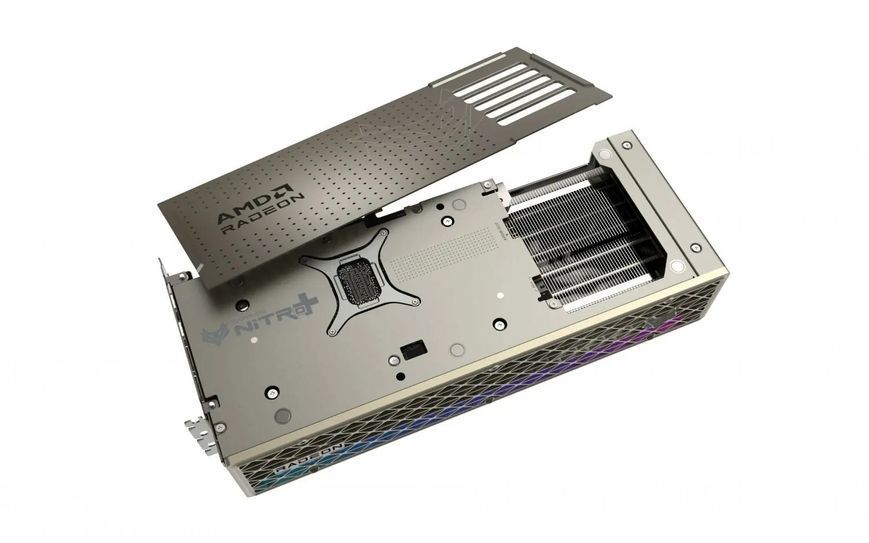 Видеокарта Sapphire Radeon RX 9070 XT 16GB Nitro+ (11348-01-20G) 585524 фото